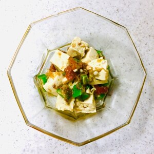 豆腐とオクラのサラダ